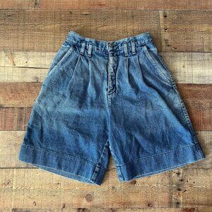 Dockers Womens Vintage High-Waisted Pleated Denim Shorts Size 4